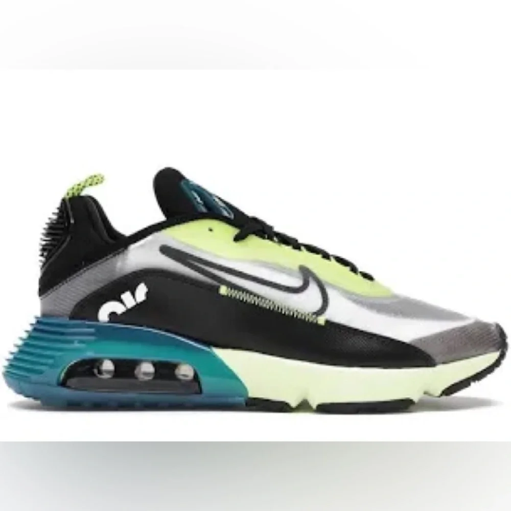 Nike Air Max‎ volt sneakers size 5 youth athletic activewear casual school shoes